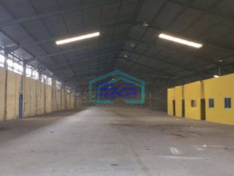 Disewakan Gudang Ada kantor Luas Bangunan  2400 m² di Cikupa Tangerang