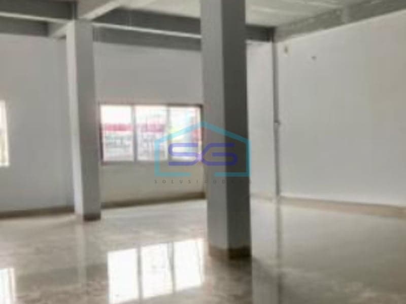 Disewakan Ruko Luas Tanah 193 m² Lokasi di Jakarta Selatan Kondisi Bagus