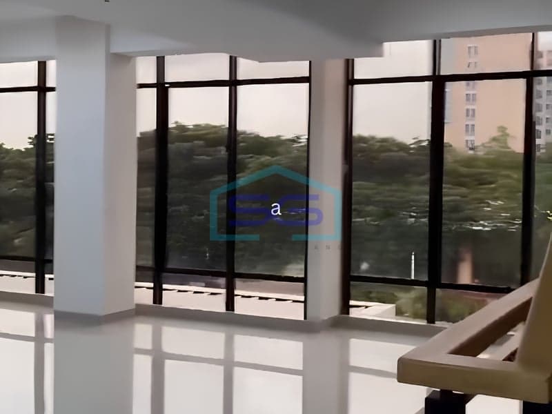 Dijual Kantor Murah Dekat Bandara, Tangerang Luas Bangunan 1.728 m²