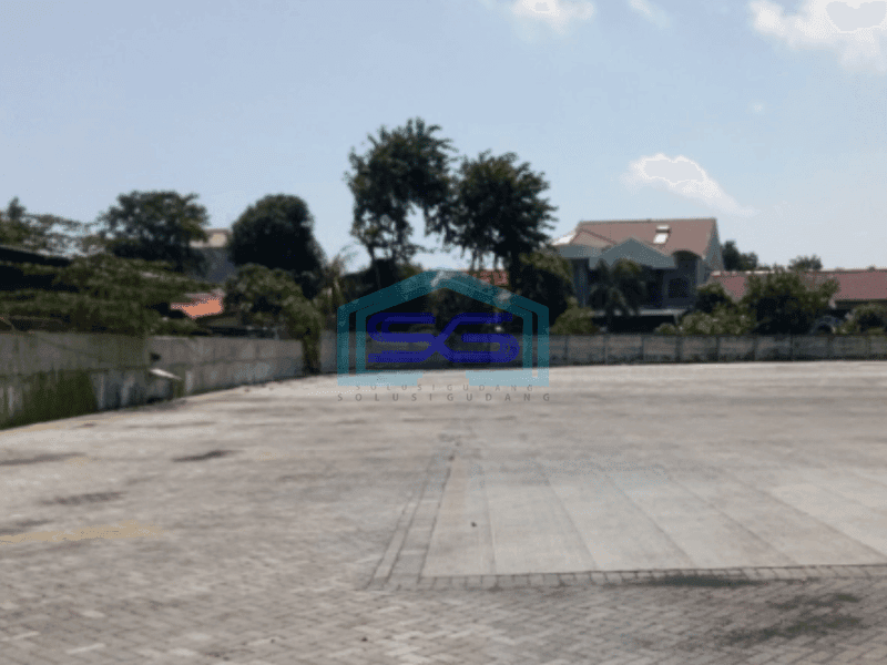 Disewakan Tanah di Yos Sudarso Jakarta Utara 8.756 M2 Ada Gudang