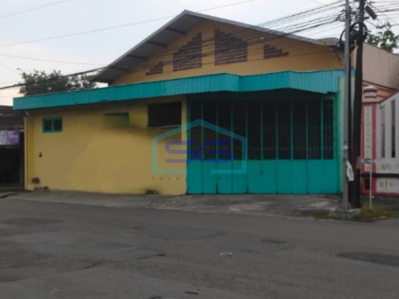 Disewakan Gudang Strategis Di Jalan Besar Di Kec Banjarsari Dalam Kota Solo Jawa Tengah LB 400m2
