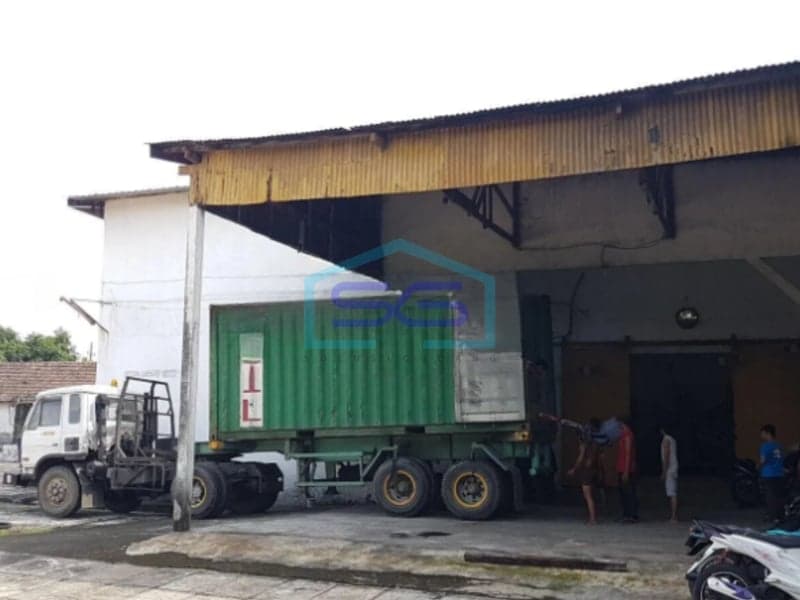 Dijual Gudang Plus Tanah Luas Bangunan 736 m2 di Sadati Juanda, Sidoarjo Jawa Timur
