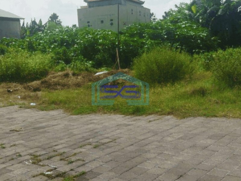 Dijual tanah bonus gudang untuk tempat usaha dekat by pass Kuta Bali
