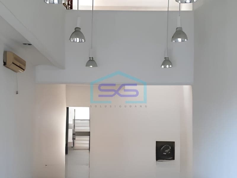 Disewakan Ruko Mainroad Sudirman Andir Bandung Strategis dan Ramai LB 170m2
