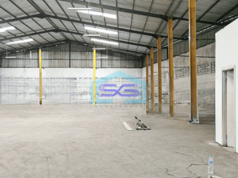 Disewakan Gudang Bagus Luas Bangunan  1000 m² di Cipondoh Tangerang