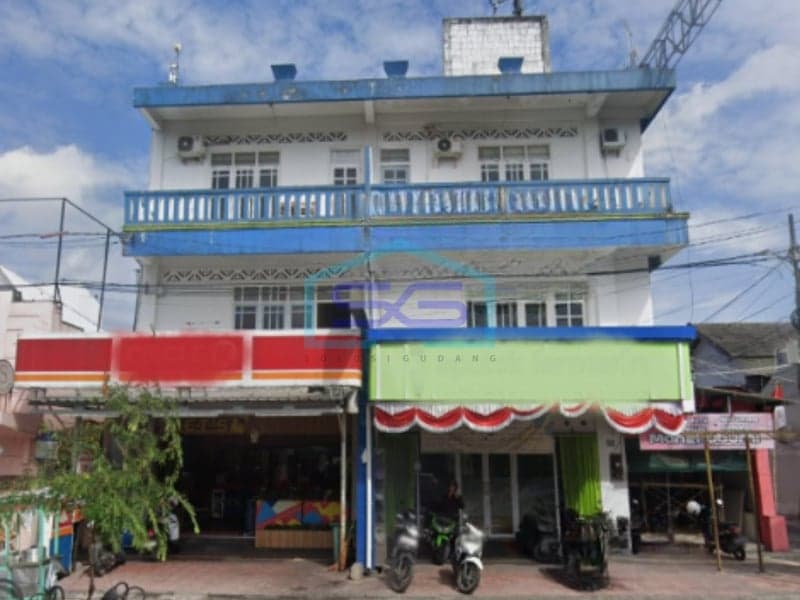 Disewakan Ruko 3 Lantai di Kawasan Bisnis Gowongan, Jetis Yogyakarta LB 330m2