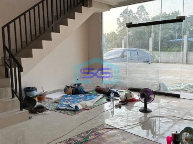 Disewakan Ruko 3 Lantai Luas Bangunan 1110 m² Lokasi Daan Mogot Tangerang