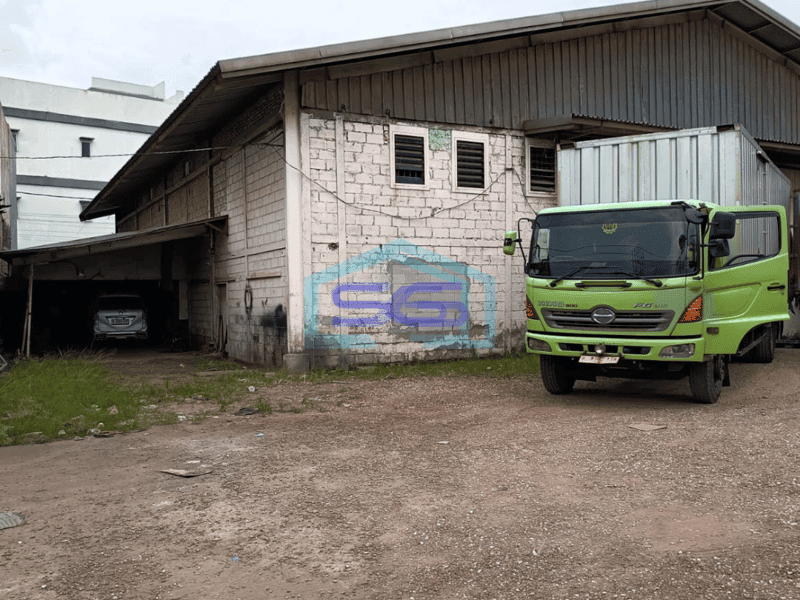 Disewakan Gudang di Jurumudi baru Tangerang Luas Bangunan 2100m2
