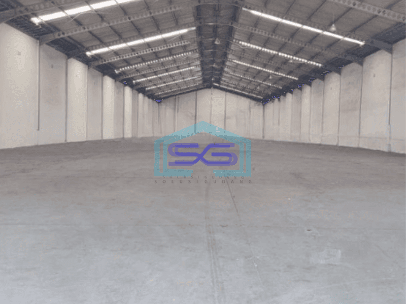 Disewakan Gudang Lokasi Strategis Pinggir Jalan Gunung Putri Bogor Luas Bangunan  2200 m²