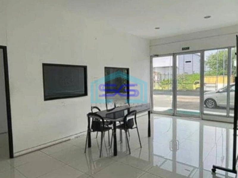 Dijual Pabrik Dalam Kawasan Industri Akses Tidak Jauh Dari Tol di Cikarang LT 1229m2