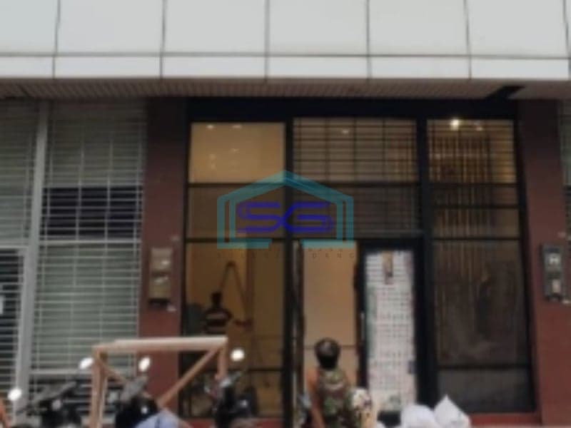 Dijual Kantor Luas Bangunan  220 m² Lokasi Kembangan Jakarta Barat