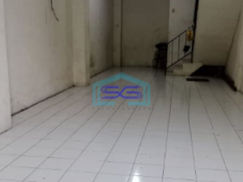 Disewa Ruko Jelambar Baru Grogol Petamburan Jakarta Barat Luas Bangunan  200 m²