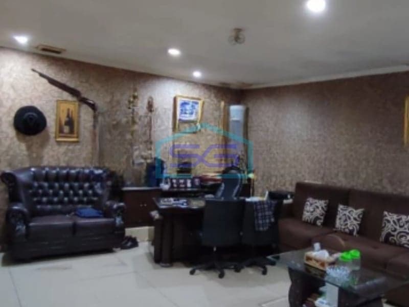 Dijual Gudang Luas Bangunan  500 m² Lokasi Bebas Banjir Siap Huni di Tangerang