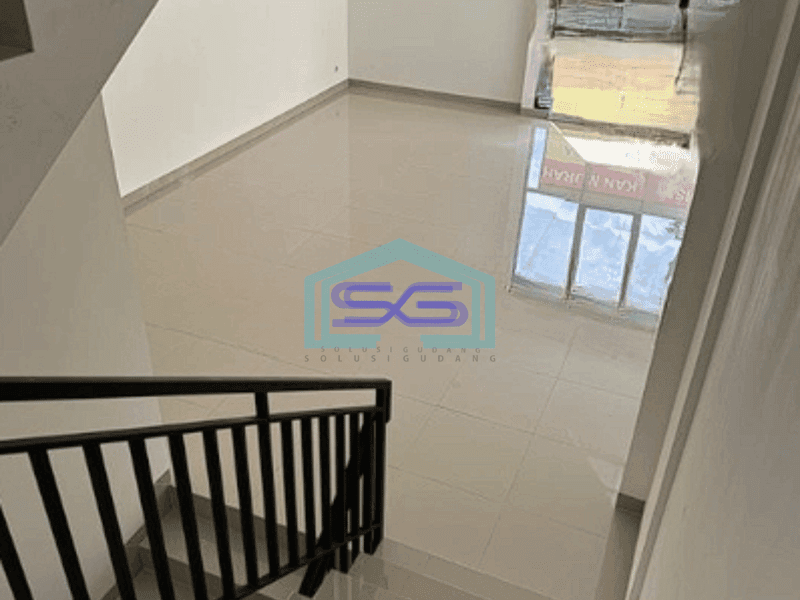 Disewakan Ruko Baru 3 Lantai Di Pasirkaliki Berada Di Pusat Kota Bandung Lokasi Strategis LB 150m2
