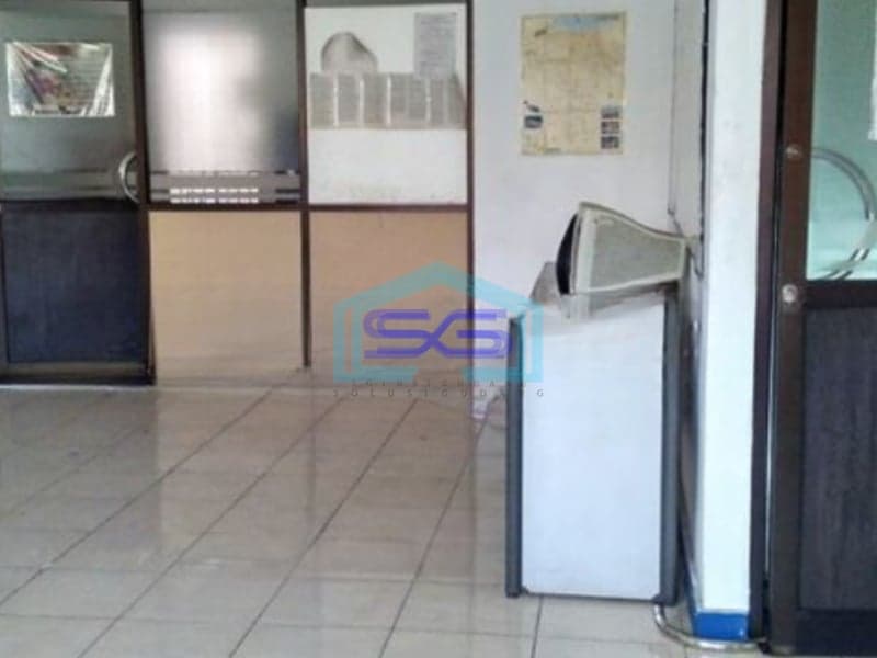 Disewakan Ruko Lokasi Strategis Luas Bangunan 140 m2 di Bekasi