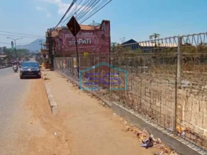 万隆 Jatinangor 主路战略性地块出售 土地面积 2998 平方米 可立即入住