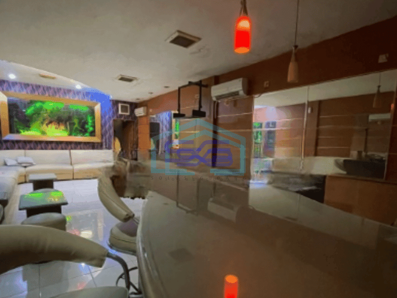 Dijual Ruko Plus Bisnis Sudah Jalan di Pusat Kota Kedungdoro Luas Bangunan 1200 m²