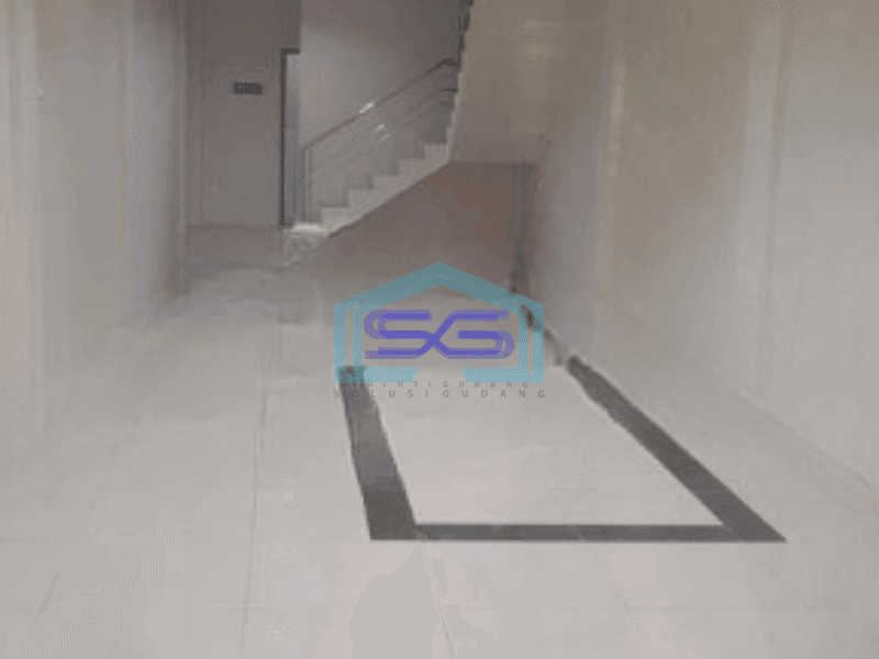 Dijual Ruko Harga Nego Luas Bangunan 305 m² Lokasi Pinggir Jalan Raya Kebayoran Lama Jakarta Selatan