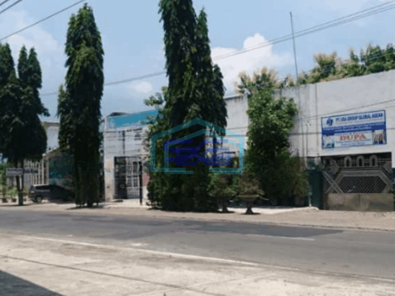Dijual Ruang Usaha Bonus Bangunan di Kota Tuban Luas Bangunan 3500 m²
