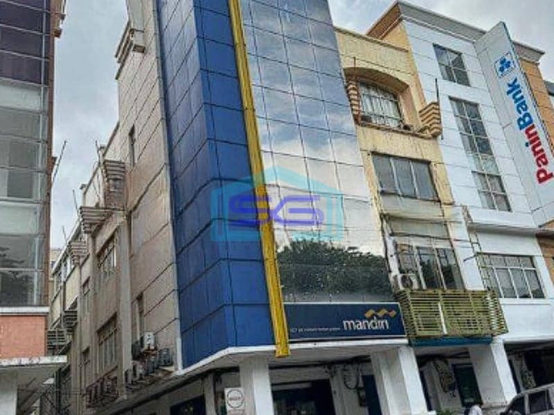 Disewakan Ruko Hoek Di Mutiara Taman Palem Daerah Cengkareng Jakarta Barat LB 363m2