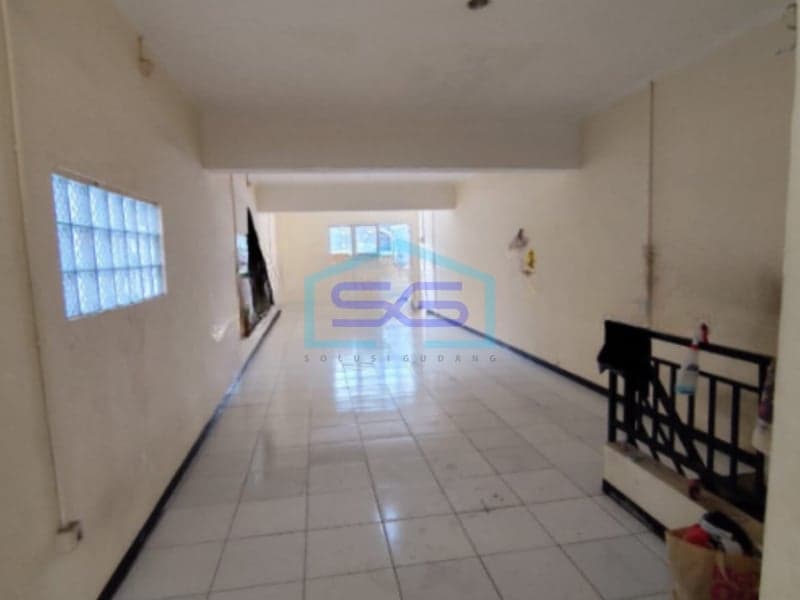 Disewakan Ruko Gandeng Lebar 8 Meter Dekat MRT Fatmawati Jakarta Selatan LB 352m2