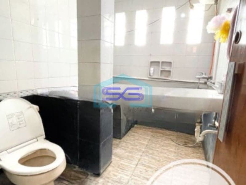 Dijual Ruko Murah Luas Bangunan  270 m² Lokasi Kebon Jeruk Jakarta Barat
