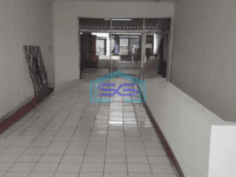 Disewakan Ruko Siap Pakai Luas Bangunan  270 m² di Cempaka Putih Jakarta Pusat