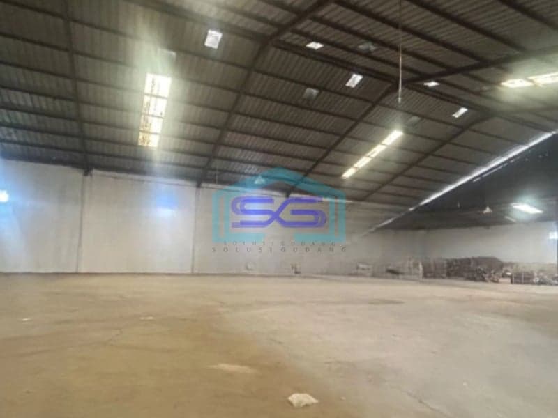 Disewakan Gudang Lokasi Bebas Banjir Luas Tanah 1600 m² di Cipondoh Tangerang