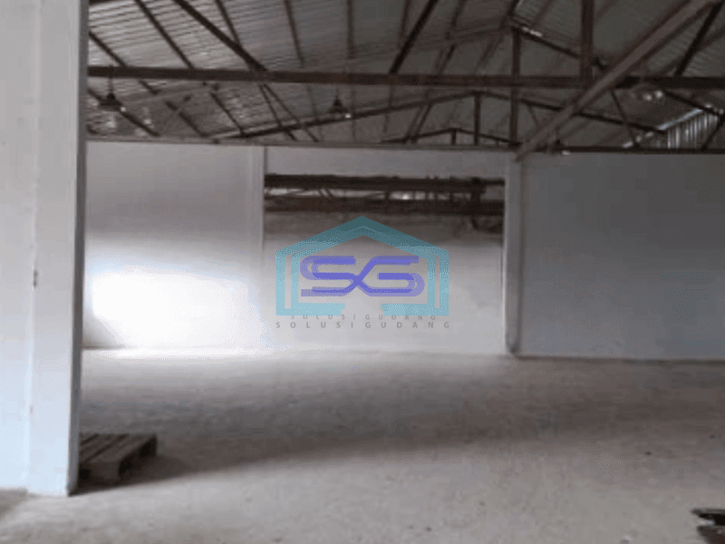 Disewakan Gudang Siap Pakai di Cakung Jakarta Timur Luas Tanah  1300 m²