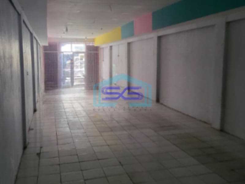 Disewakan Ruko Murah 2 Lantai Luas Bangunan  400 m² Lokasi Jembatan Besi Jakarta Barat