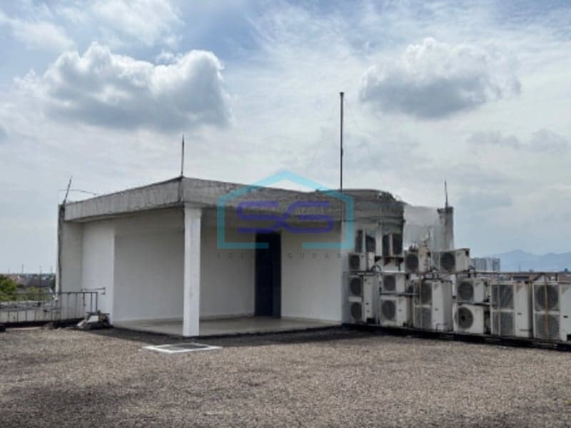 Disewakan Ruko Area Strategis di Sayap Soekarno Hatta, Bandung LB 1100 m²