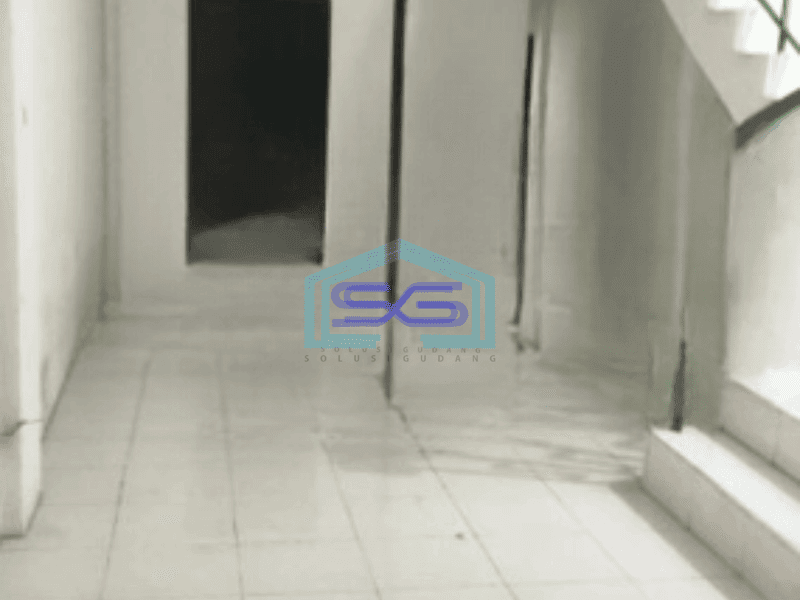 Dijual Ruko Luas Bangunan  240 m² di Pluit Jakarta Utara 3 Lantai