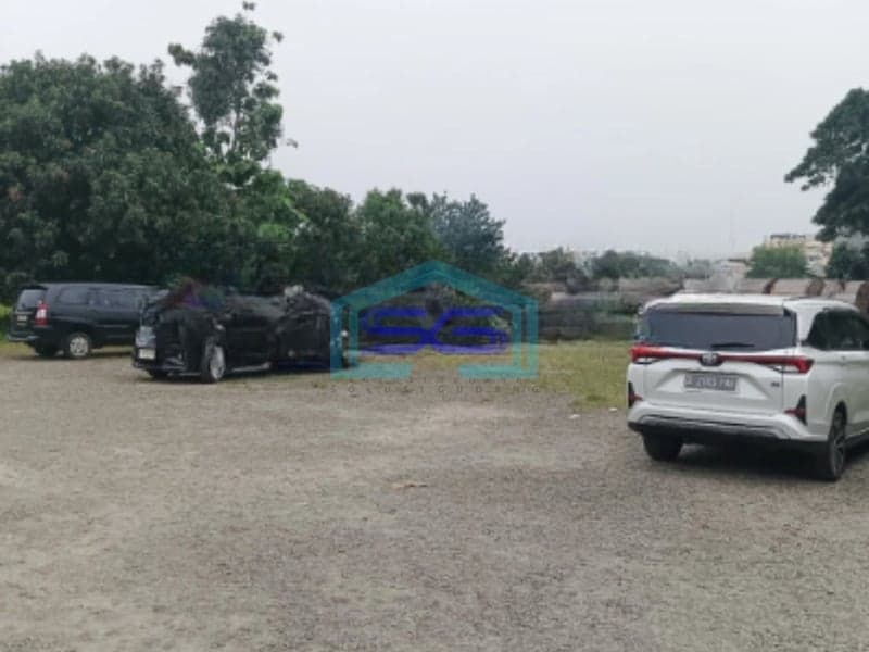 Disewakan Tanah Luas 2500 m² Lokasi Pinggir Jalan Besar di Serpong Utara Tangerang Selatan