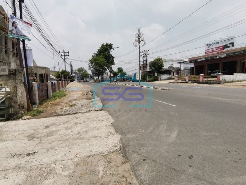 Disewakan Gudang Strategis di Kota Palembang, Sumatera Selatan Luas Gudang 2580 m2