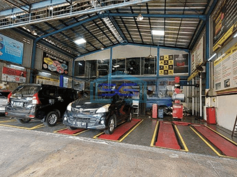 Dijual Ruang Usaha Ex Bengkel di Jalan Raya Ciater Tangerang LT 368m2