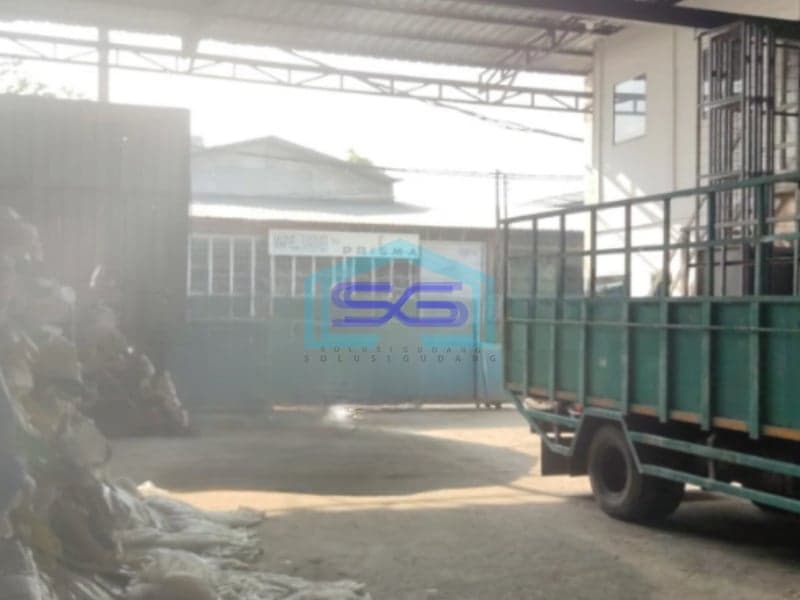 Disewakan Gudang Kavling DPR Cipondoh Tangerang Luas Bangunan 1800m2