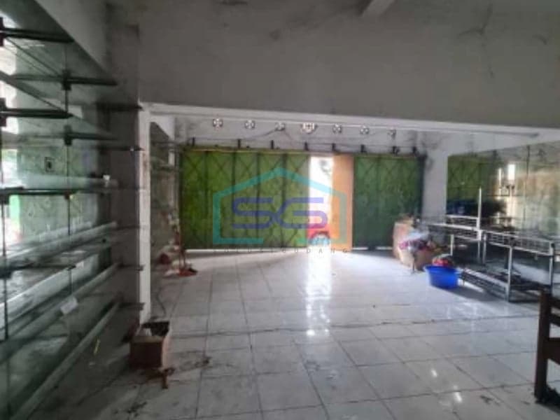 Dijual Ruko Strategis 2,5 Lantai di Nusukan Banjarsari Solo Jawa Tengah Luas Tanah 170m2