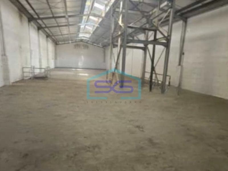 Disewakan Gudang Luas Tanah 600 m² Bebas Banjir di Bekasi