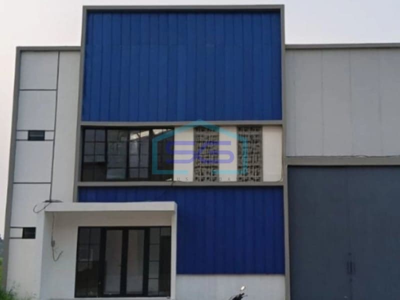 Dijual Gudang Baru +Kantor 2 Lantai Bebas Banjir Kawasan Industri Pakuhaji Tangerang LT 600m2