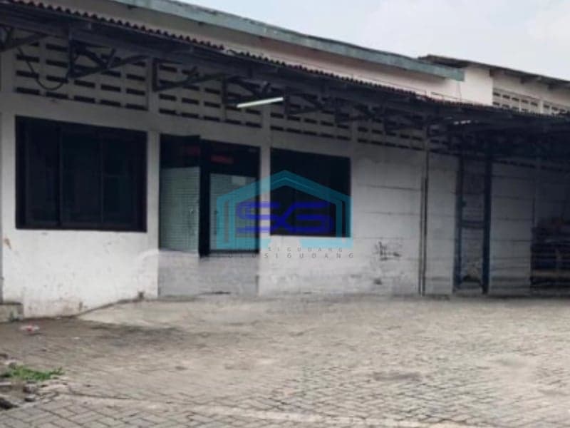 Disewakan Gudang Luas Bangunan  1000 m²  Lokasi Bebas Banjir di Petir Tangerang