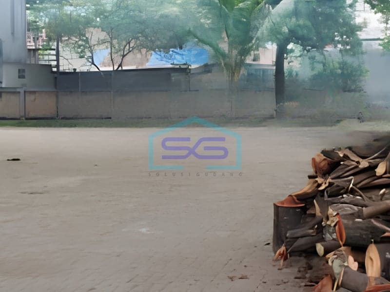 Dijual Gudang Lokasi Strategis Luas Bangunan 300 m² di Pasar Kemis Tangerang