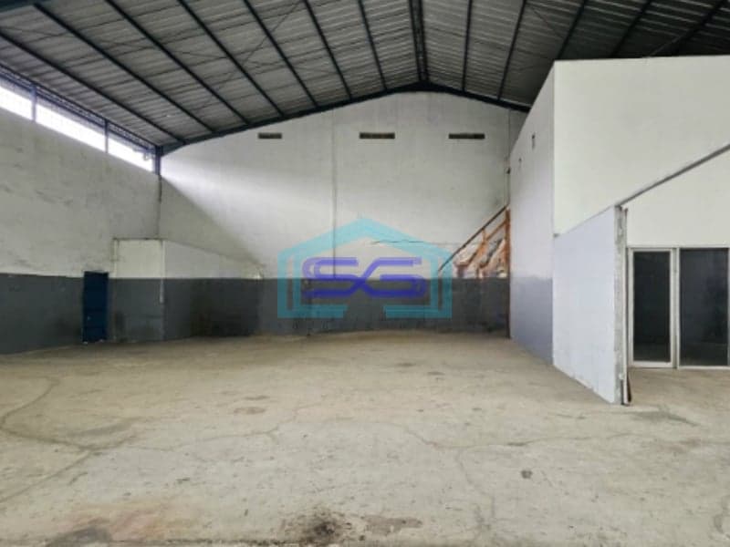 Disewakan Gudang Luas Tanah  3000 m² Lokasi Bebas Banjir di Tangerang