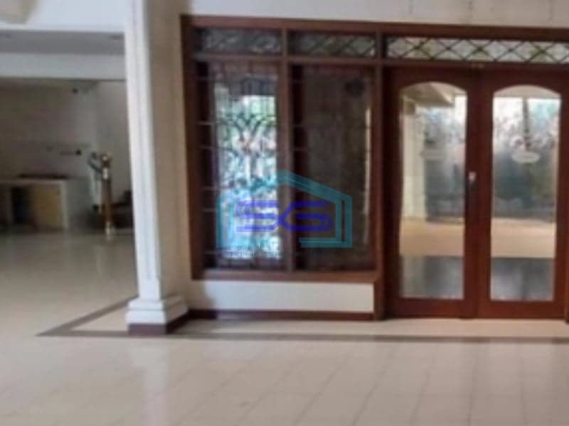 Disewakan Ruko Bangunan 2 Lantai Siap Pakai Tengah Kota Semarang Sangat Cocok Untuk Usaha LB 440m2