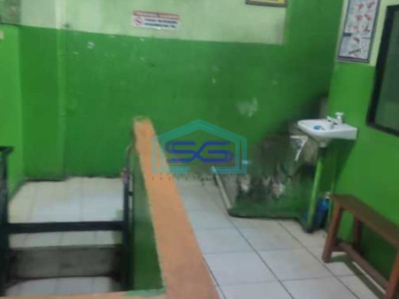 Dijual Ruko 3 Lantai Luas Tanah  180 m² Lokasi Tambora Jakarta Barat