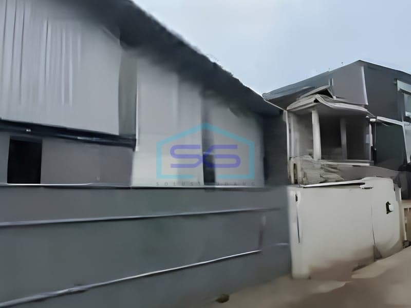 Strategic Warehouse for Sale in Tangerang Banten Warehouse Complex Land Area 800 m²