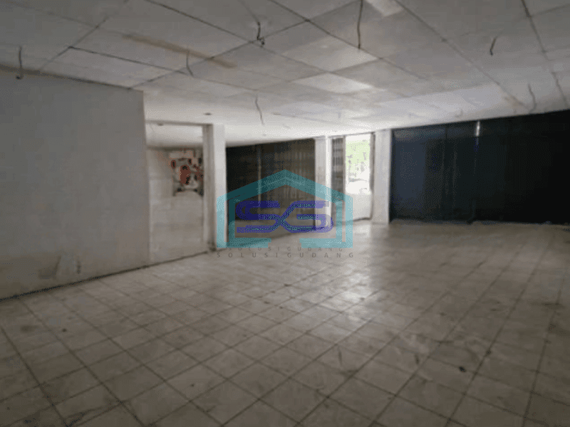 Disewakan Ruko Lokasi Strategis di Cawang Jakarta Timur Luas Bangunan  360 m²