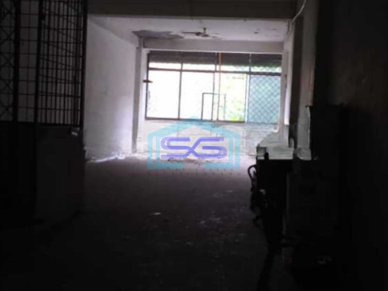 Dijual Ruko Strategis Luas Bangunan 448m2 di Jakarta Barat