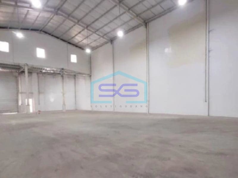 Disewakan Gudang Luas Bangunan 611 m² Lokasi Bebas Banjir di Cikarang Selatan