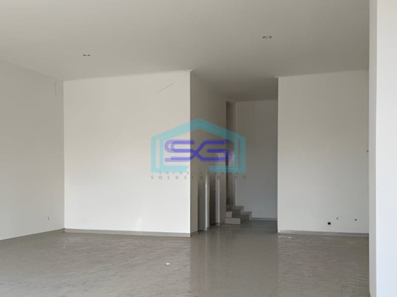 Dijual Ruko Bangunan 3 Lantai Strategis di PIK Jakarta Utara LB 360m2