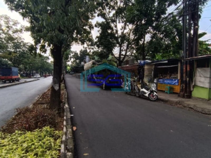 Dijual Tanah Kotak Lokasi Strategis di Jalan Kiaracondong Kota Bandung Luas 1194m2